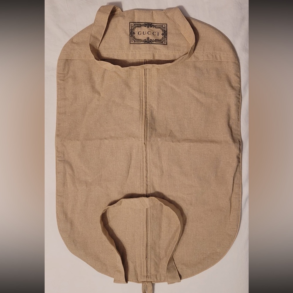 GUCCI BOOTS OR PURSE DUST BAG